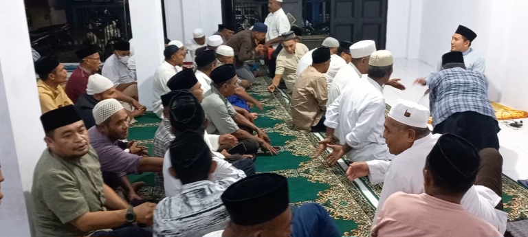 IKASSI Ambon Shalat Tarawih Berjamaah